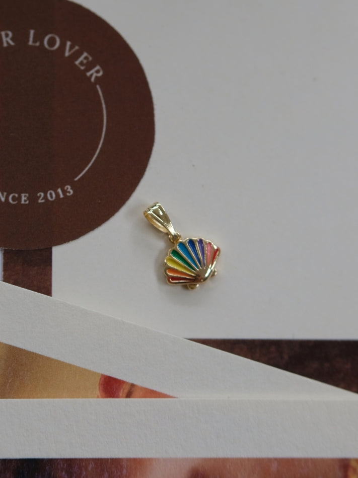 Charms Bar - Colored Clam Shell