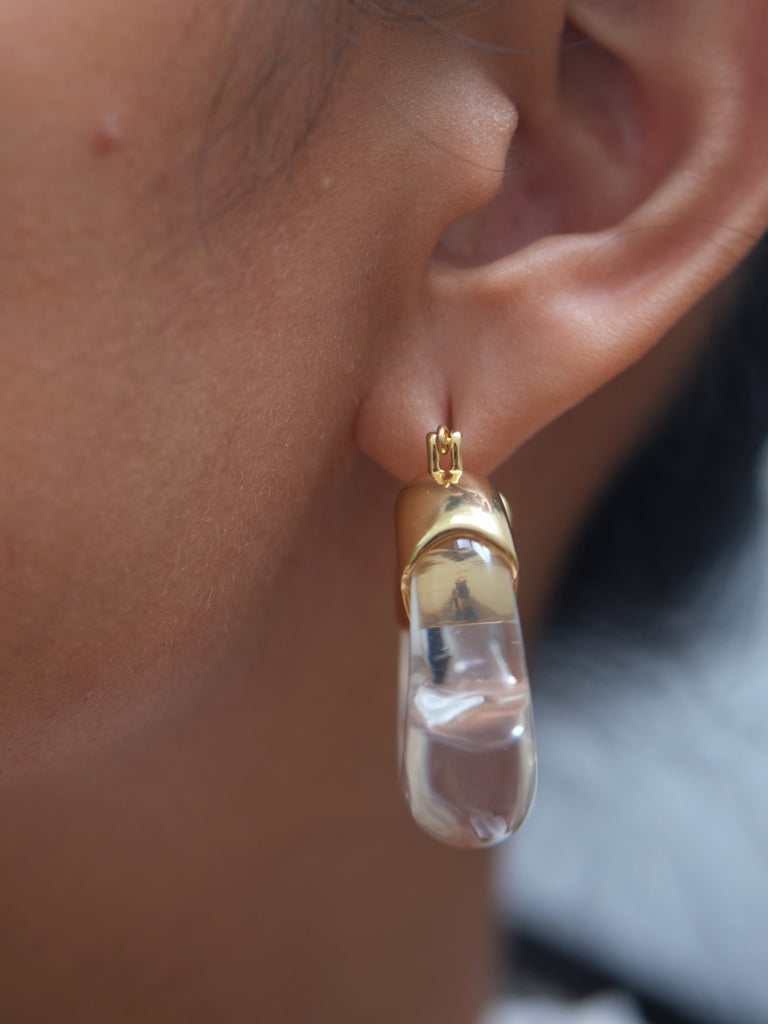Holiday x 12 - Edie Earrings in Clear Quartz